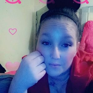 Meet your Posher, Catherine